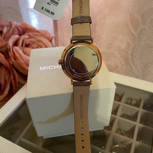 Brand new Michael Kors women watch. With tags! main image 5